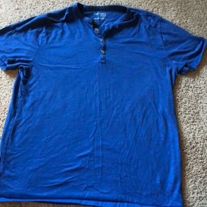 Men's OLD NAVY blue tshirt